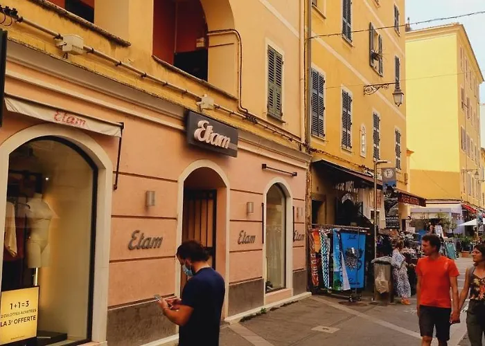 Rue Fesch - Vieille * Ajaccio